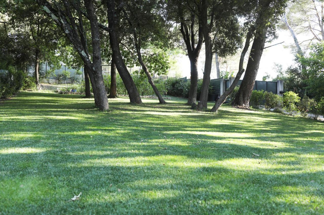 Maison Calme Et Verdure Saint-Cannat Exteriör bild